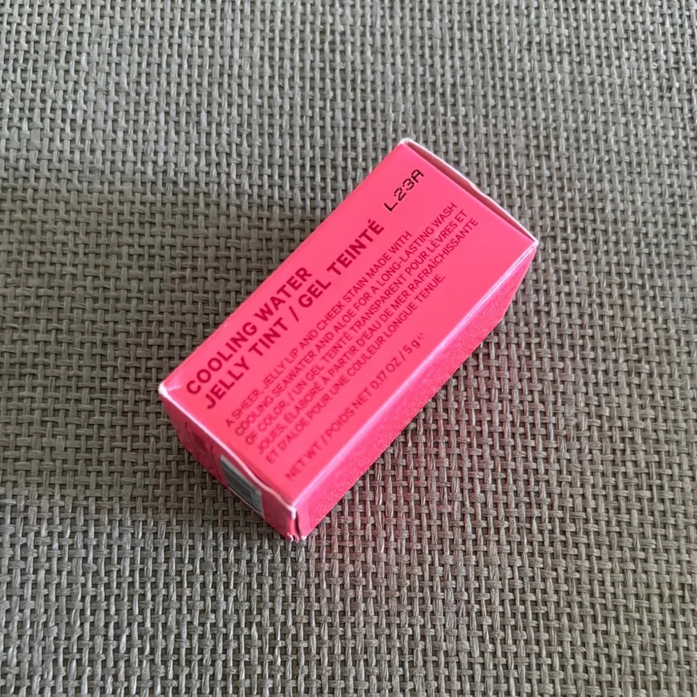 Milk Makeup Cooling water jelly tint Lip + Cheek Stick shade Chill